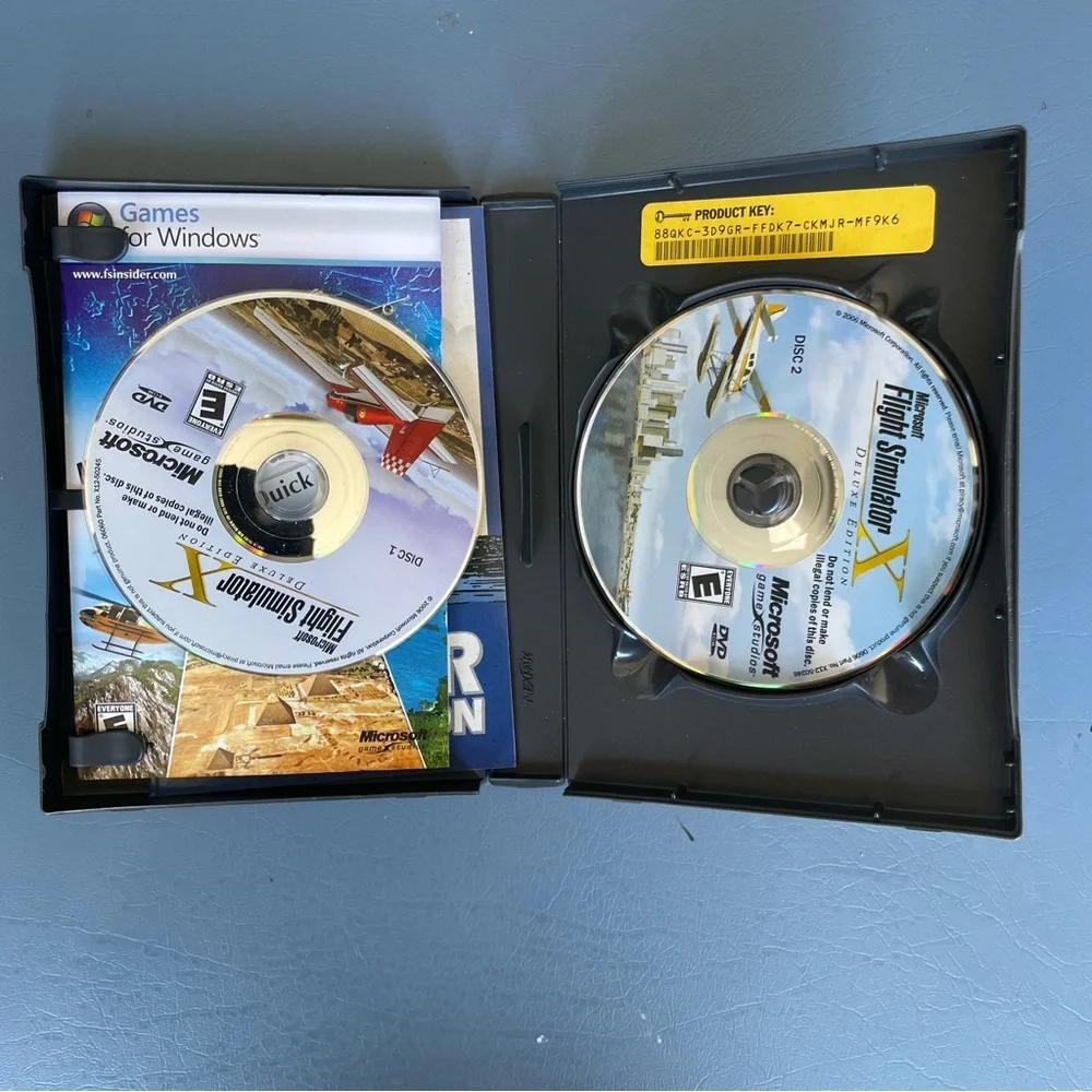 Microsoft Flight Simulator X Deluxe PC DVD Complete 2 Disc FSX